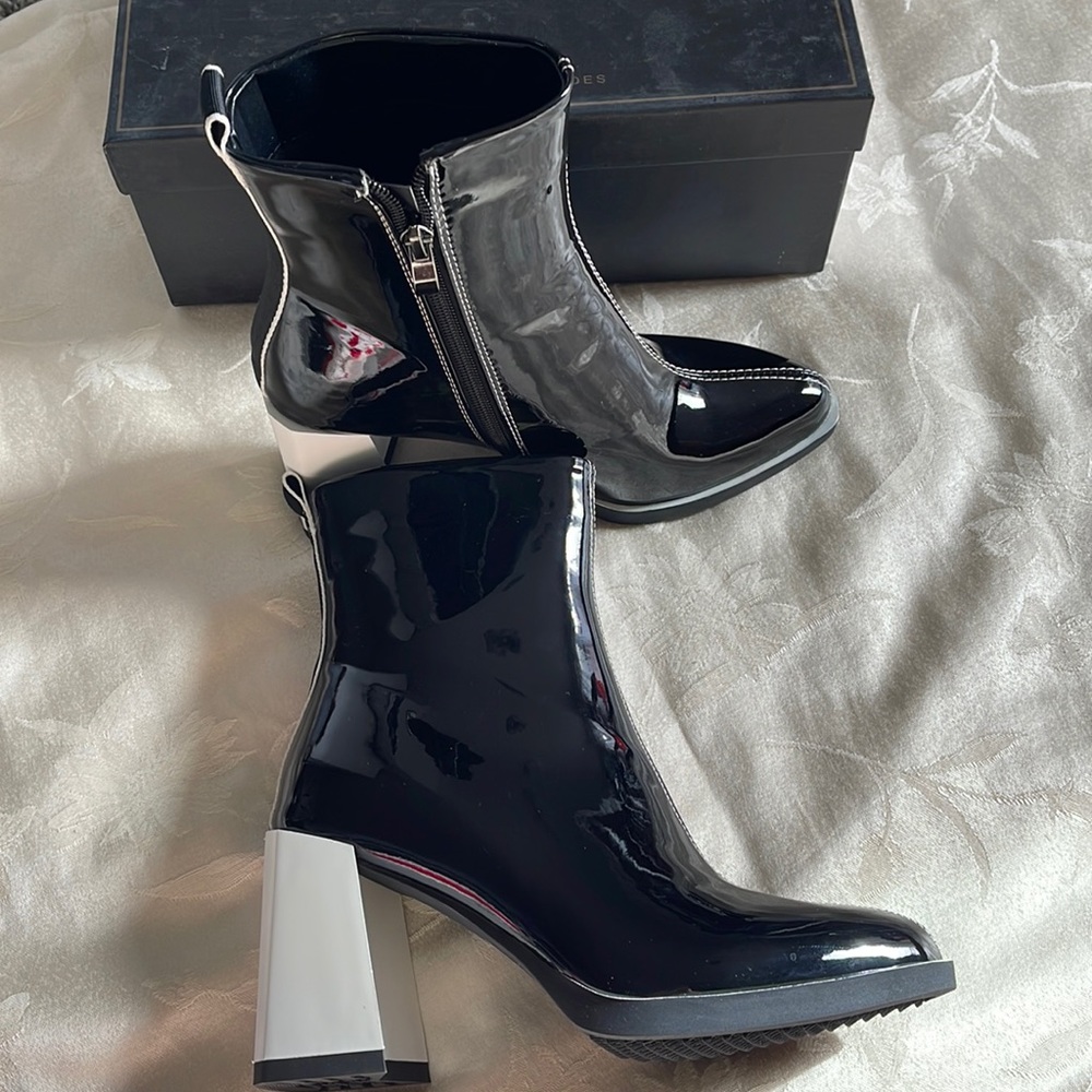 Azalea Wang gorgeous boots size 36.5